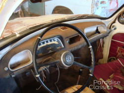 White 1965 Renault Dauphine