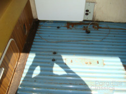 Tan 1970 Volkswagen Bus