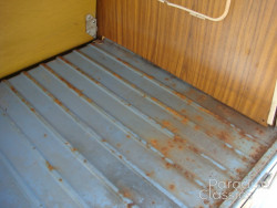 Tan 1970 Volkswagen Bus