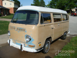 Tan 1970 Volkswagen Bus