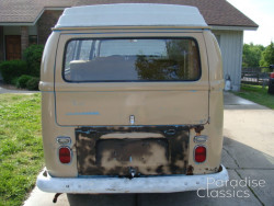 Tan 1970 Volkswagen Bus