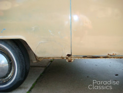 Tan 1970 Volkswagen Bus