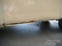 Tan 1970 Volkswagen Bus