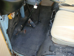 Tan 1970 Volkswagen Bus