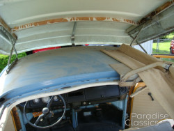 Tan 1970 Volkswagen Bus