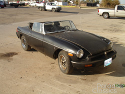 Green 1976 MG MGB 