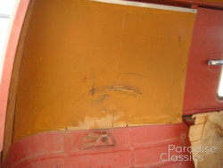 Red/White 1961 Volkswagen Bus