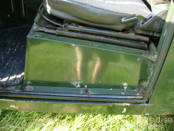 Green 1989 Land Rover Defender