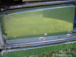 Green 1989 Land Rover Defender