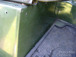 Green 1989 Land Rover Defender