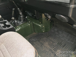Green 1989 Land Rover Defender