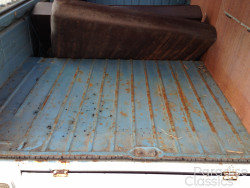 White 1970 Volkswagen Bus