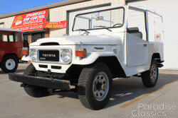 White 1981 Toyota Land Cruiser BJ42